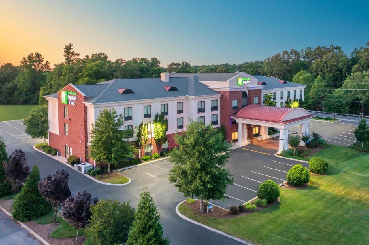 Holiday Inn Express - Tullahoma By Ihg Екстер'єр фото