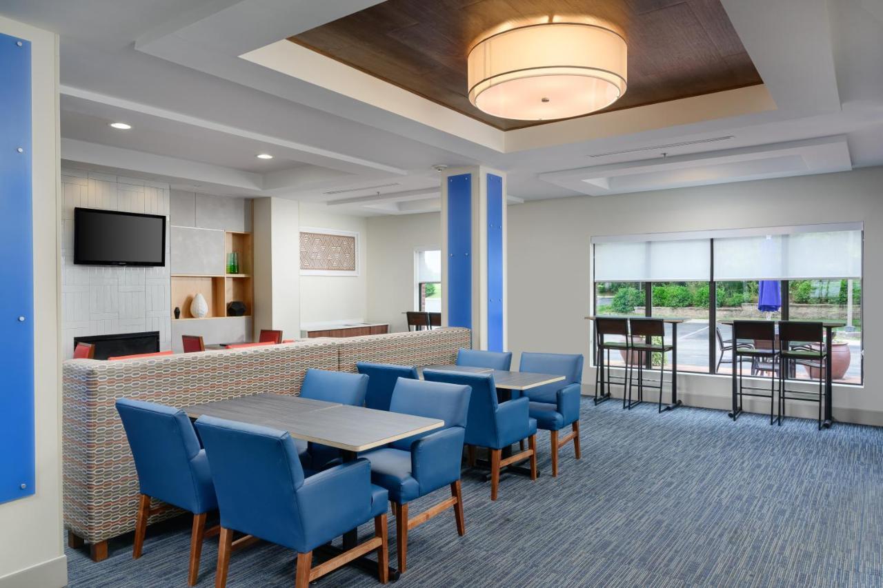 Holiday Inn Express - Tullahoma By Ihg Екстер'єр фото